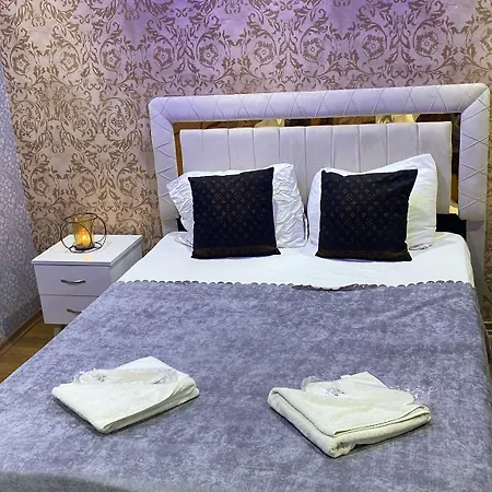 Hotel Halic *