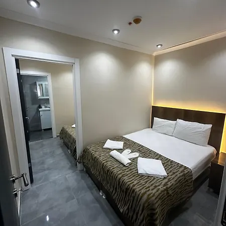 Hotel Halic *