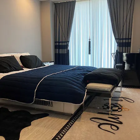Halic Hotel *