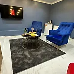 Hotel Halic *